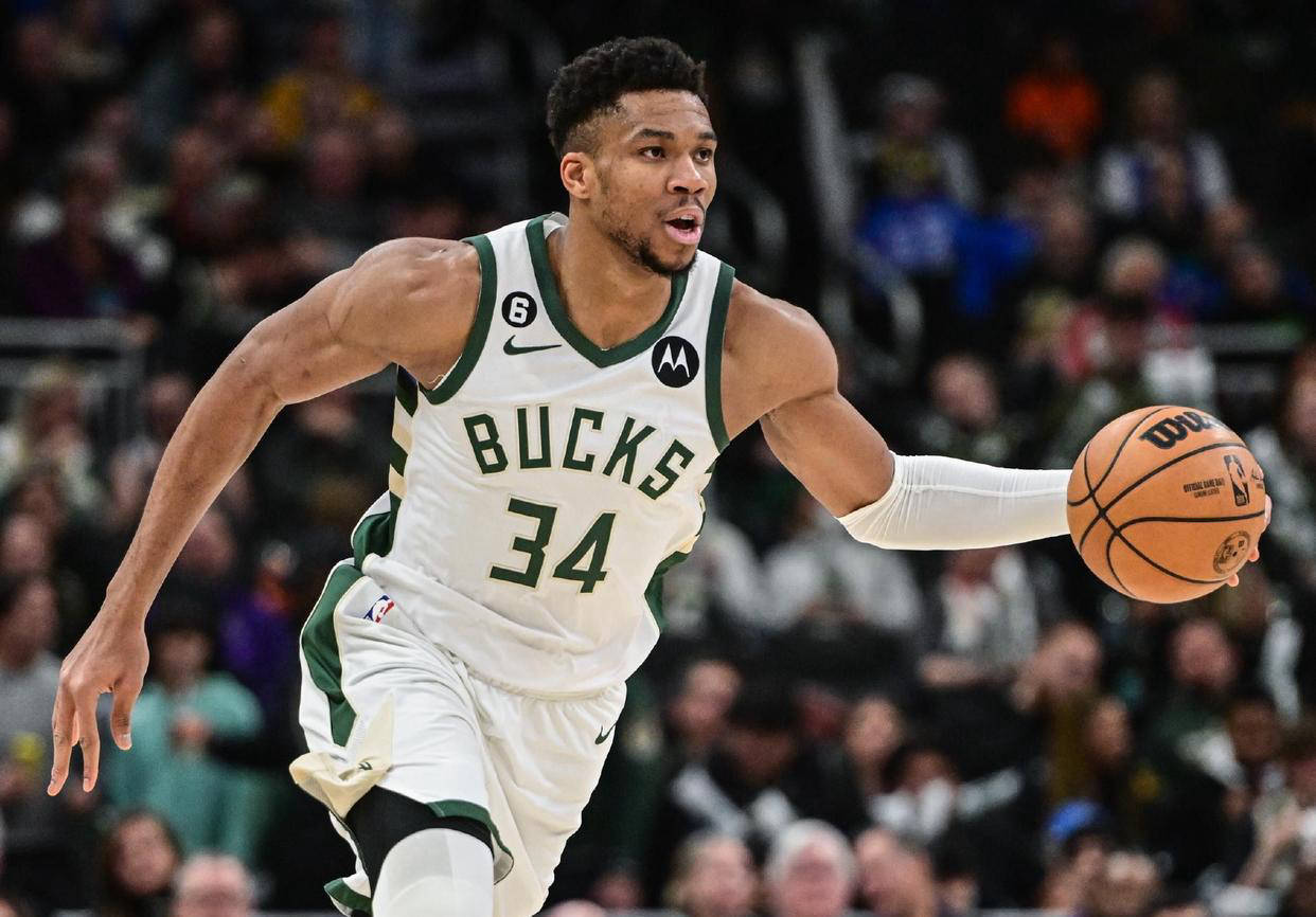 爱游戏2025必玩关于NBA常规赛今晚再迎强敌；密尔沃基雄鹿回应争议；主帅态度：悬念犹存；细节决定成败的信息