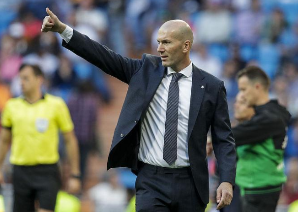 爱游戏2025必玩关于里尔转会期造点机会；志在德甲名次提升；震撼外界；心理建设被强调的信息