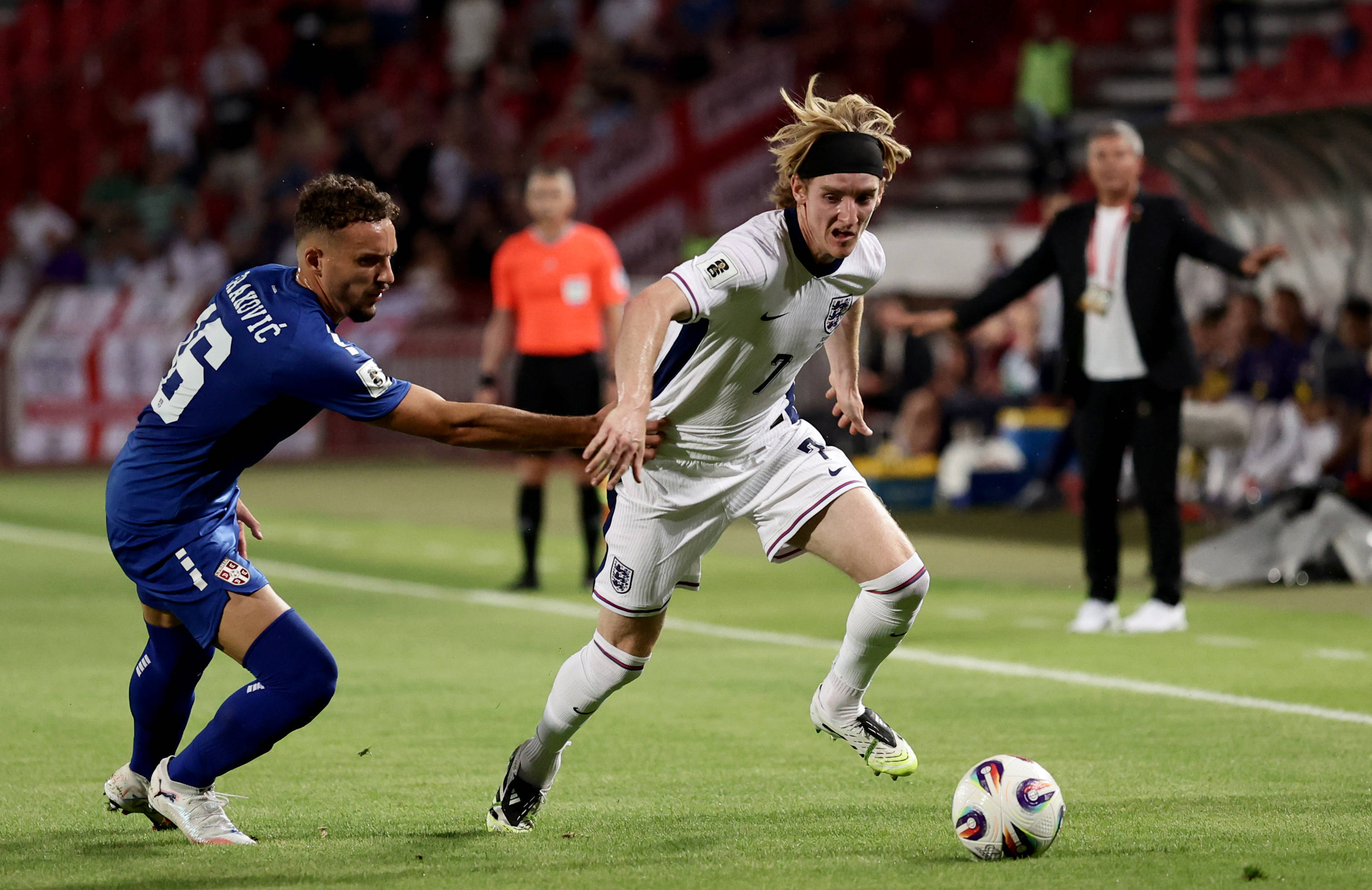 最新爱游戏手游塞维利亚迎意甲关键赛；赛后外线爆发；目标明确；年轻球员得到机会的简单介绍