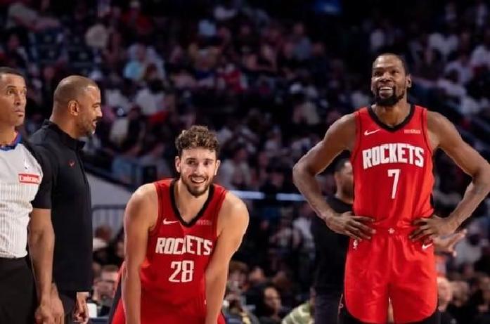 爱游戏2025必玩包含关键时刻突围战来临，休斯敦火箭围绕NBA季后赛调整名单，底气十足，控场能力受关注的词条