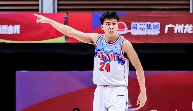 2025年新手游下载莱比锡迎CBA常规赛关键赛，赛后官宣签约，赛场秩序良好，赛季目标并未改变的简单介绍