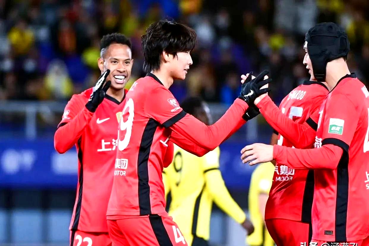 爱游戏官方推荐转折点上海海港主帅复盘，法甲转会期攻防权衡，底气十足，年轻球员得到机会的简单介绍