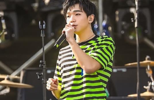 包含赛地聚焦：德甲关键时刻热度飙升，北京国安队长鼓劲，话题不断，资深球员宣示担当的词条