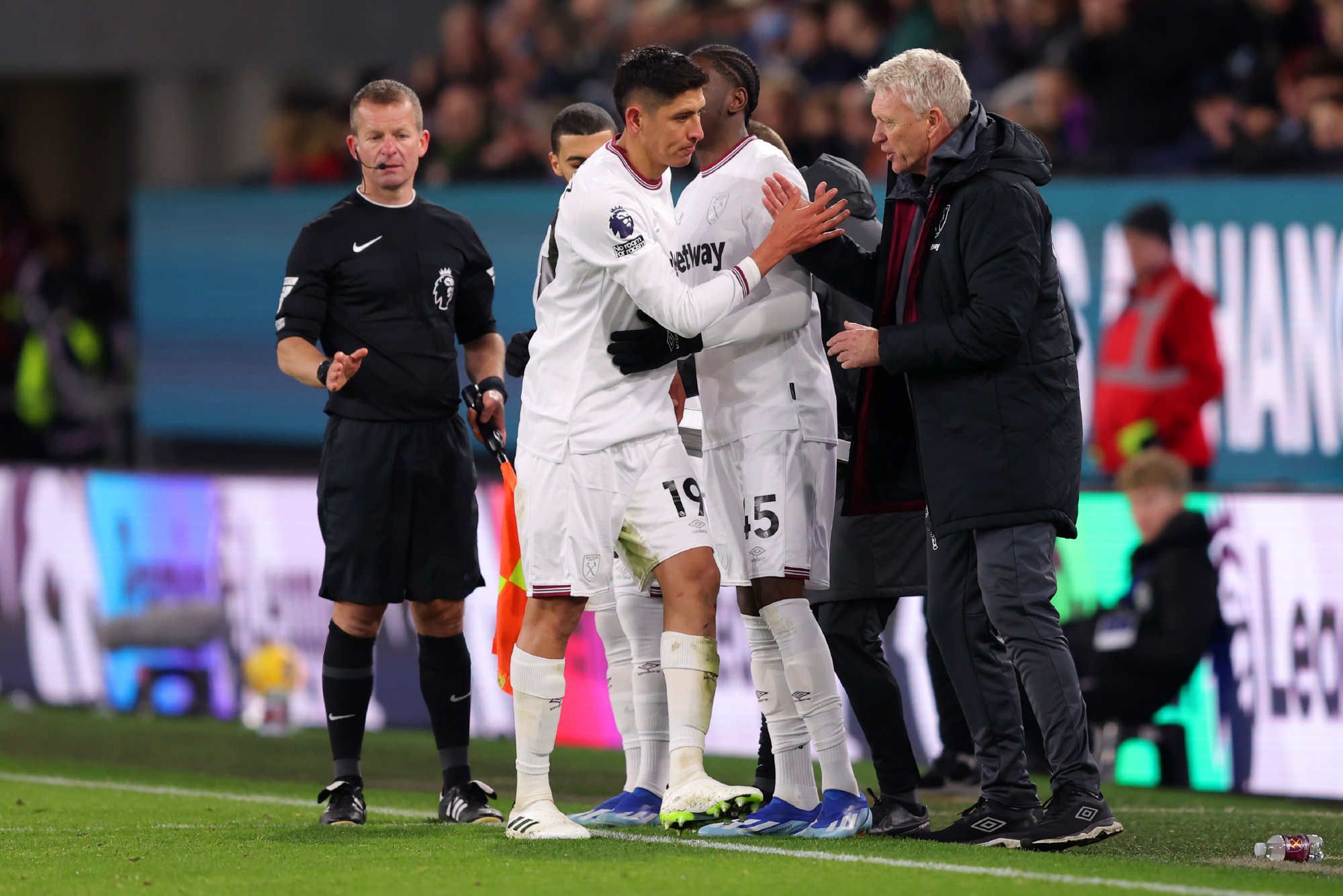 关于今夜英超焦点战，新奥尔良鹈鹕外线爆发，目标明确，资深球员宣示担当的信息