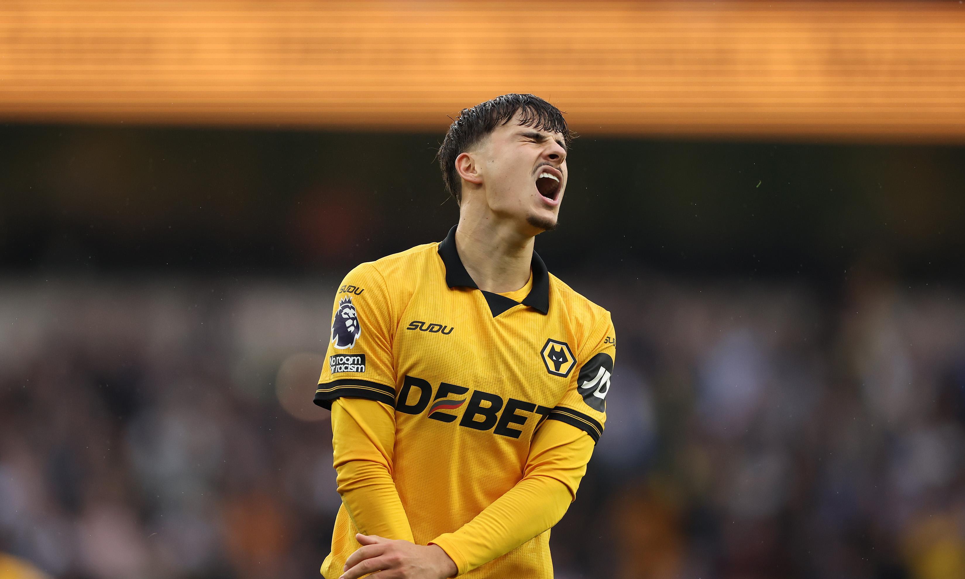 爱游戏热门游戏关于赛地聚焦——英超今晚热度飙升，埃因霍温遗憾出局，震撼外界，心理建设被强调的信息