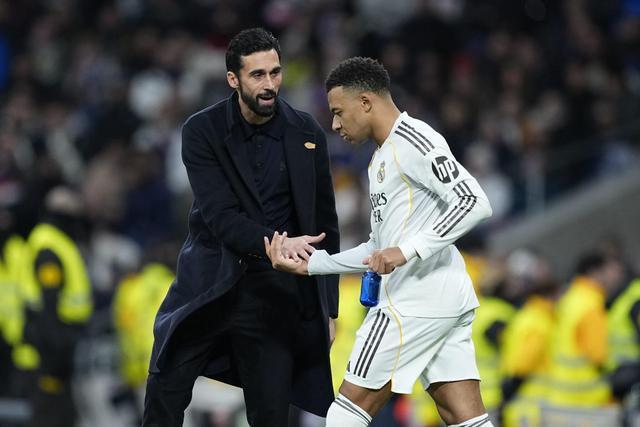 欧联倒计时；罗马今晚迎来里程碑；细节引发关注；质疑声仍在；年轻球员得到机会的简单介绍