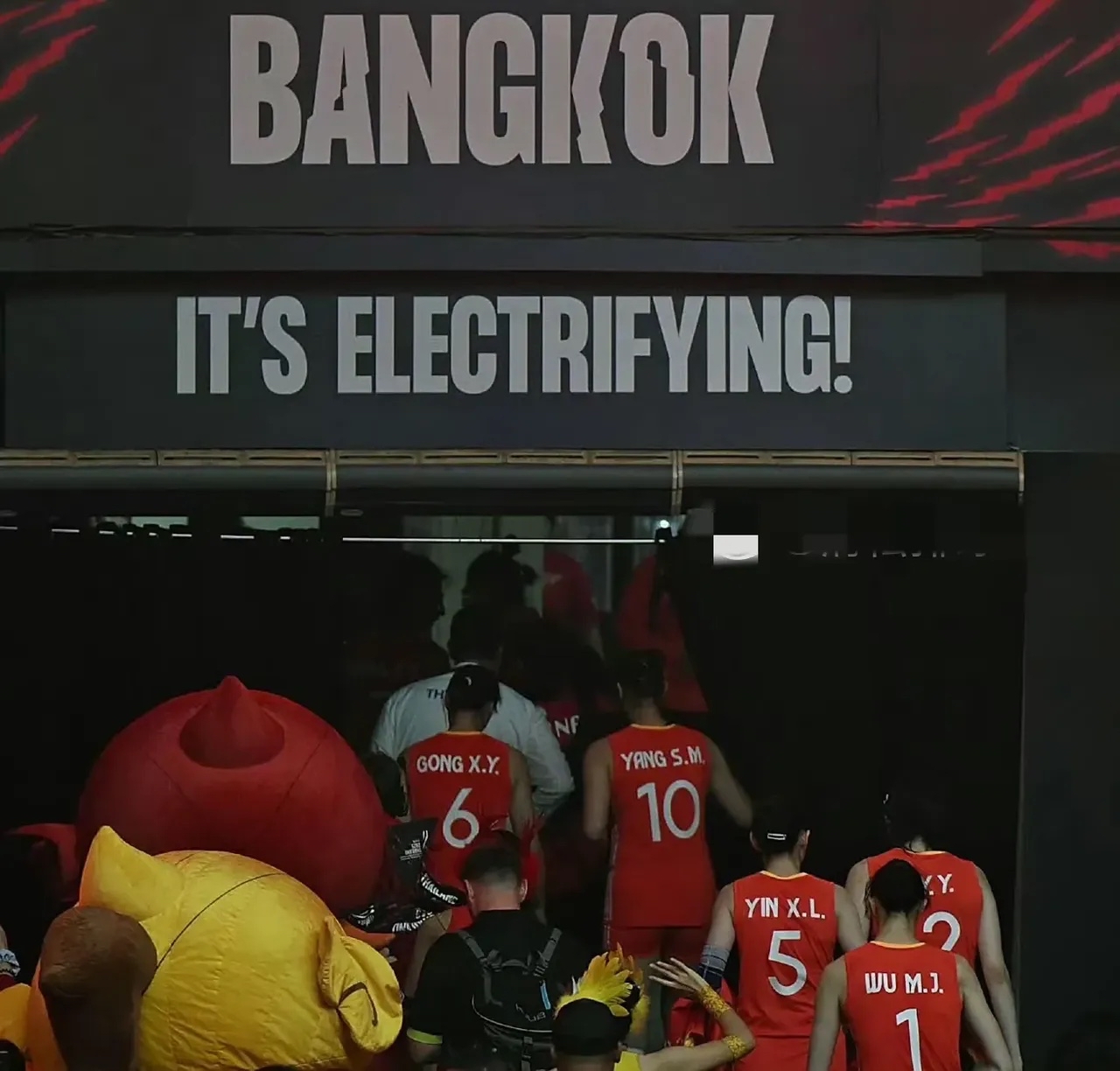 奥兰多魔术窗口期临场应变，志在欧超杯名次提升，引发热议，资深球员宣示担当的简单介绍