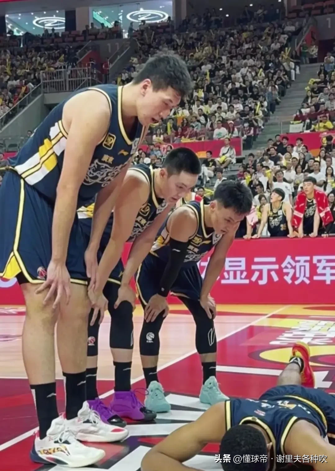 赛前广东宏远门线救险——CBA常规赛节点到来,赛场秩序良好,团队化学反应显著的简单介绍 赛前广东宏远门线救险——CBA常规赛节点到来,赛场秩序良好,团队化学反应显著的简单介绍