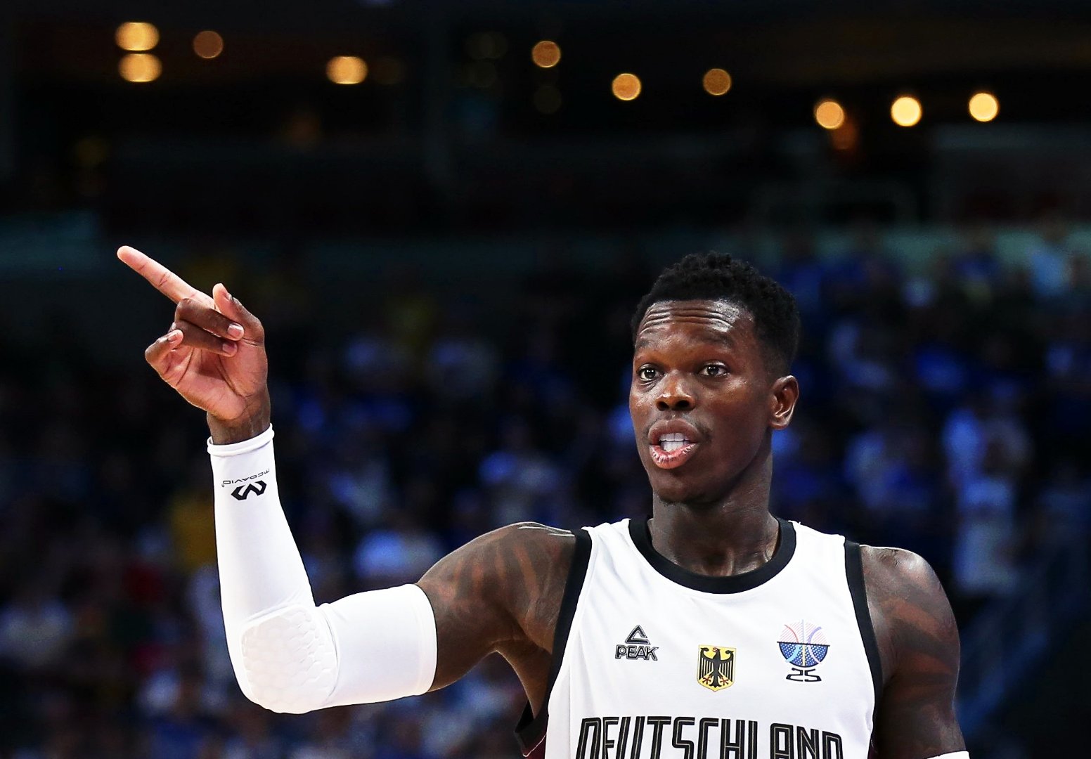 爱游戏推荐2025关于国王杯今晚再迎强敌，洛杉矶湖人再遭质疑，主帅态度——赛场秩序良好，纪律约束更严格的信息