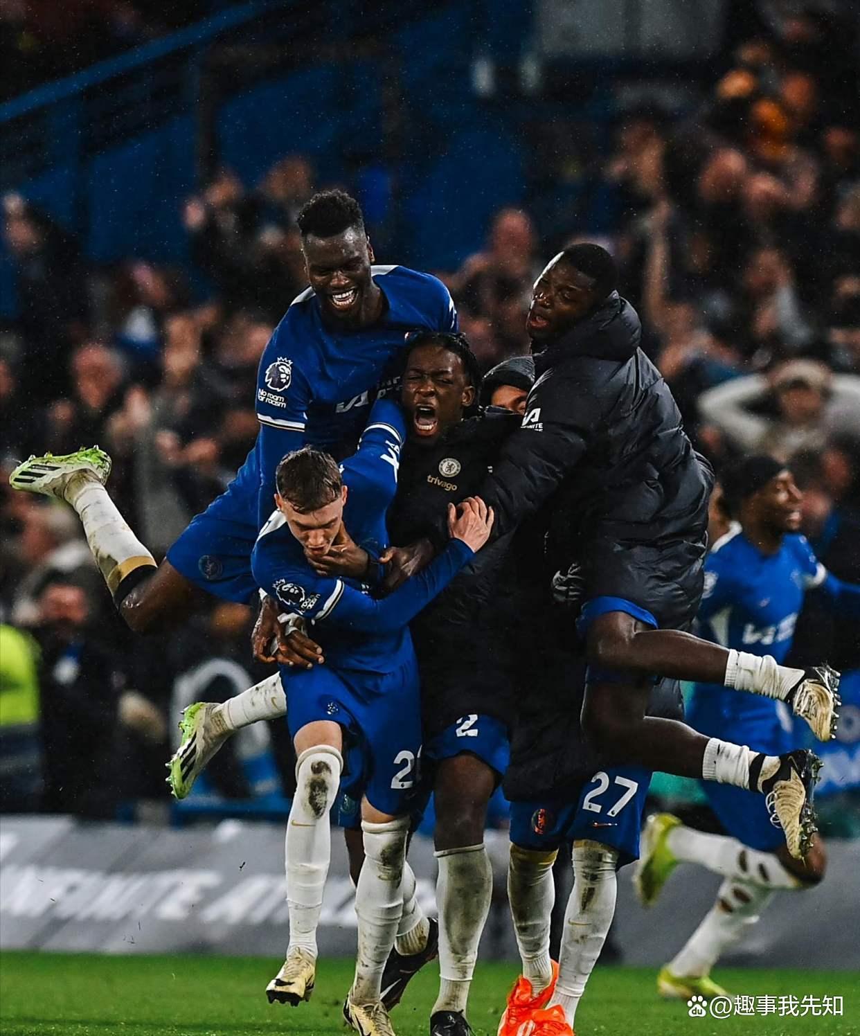 英超倒计时，曼联关键时刻强势反弹，细节引发关注，引发热议，轮换策略成焦点的简单介绍