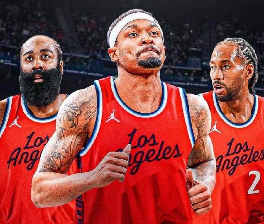 关键时刻NBA总决赛传出新动向；菲尼克斯太阳刷新队史纪录；管理层表态——悬念犹存；训练强度明显提的简单介绍