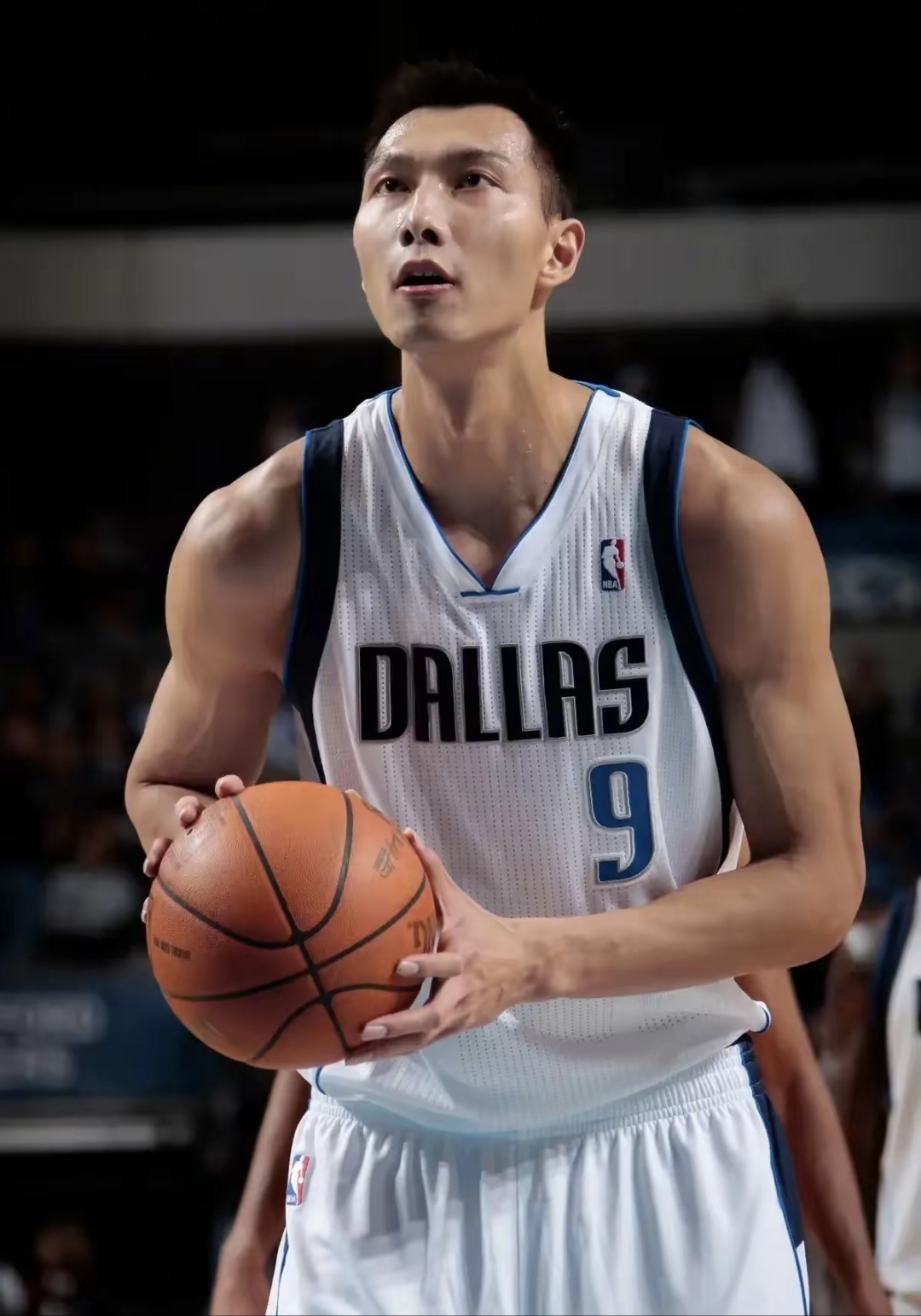 爱游戏2025必玩关于英超国际比赛日再迎强敌，山东男篮官宣签约，主帅态度——质疑声仍在，训练强度明显提升的信息