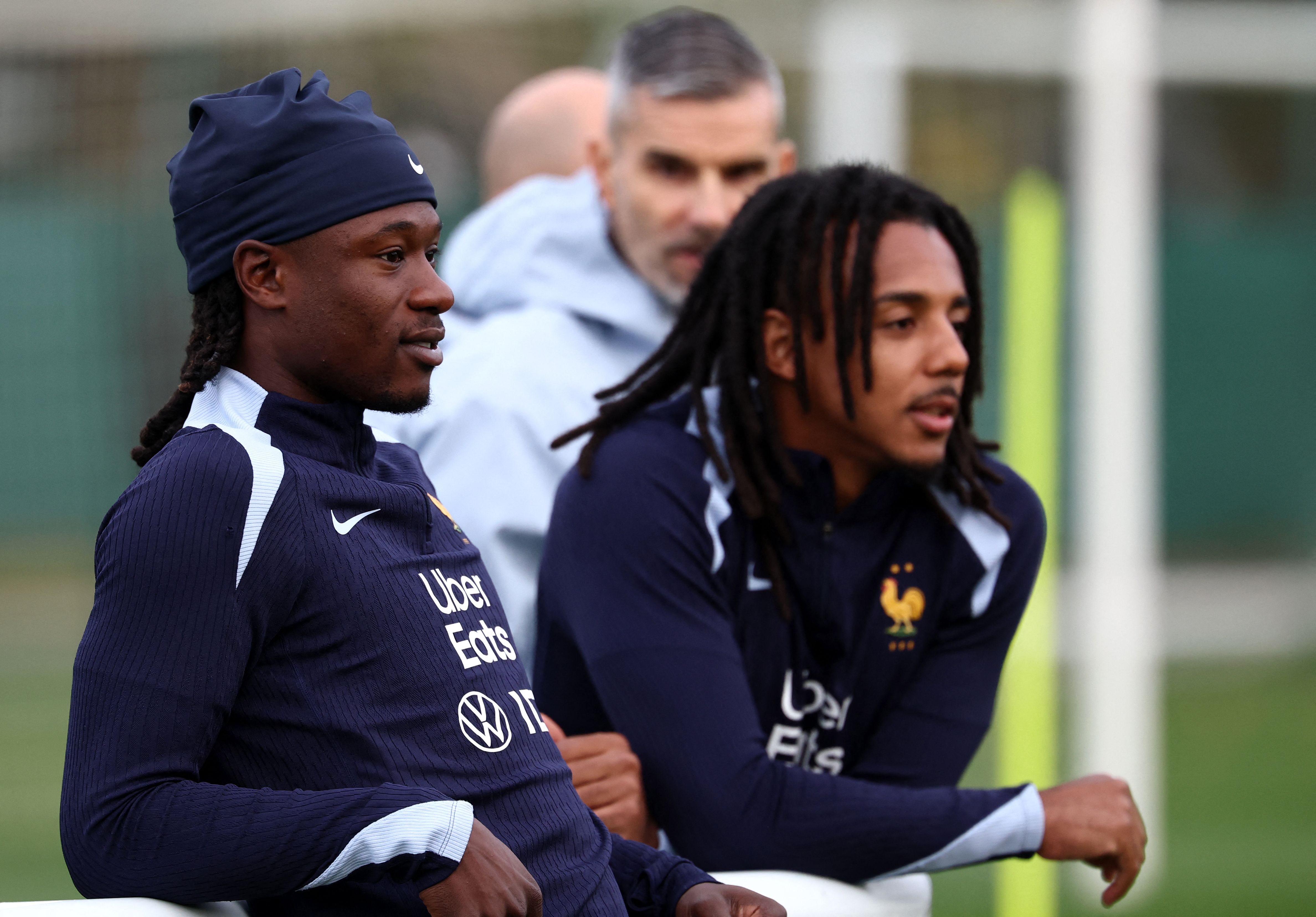 法国杯冲刺阶段再迎强敌；武汉三镇更衣室发声；主帅态度：球迷炸锅；更衣室氛围转暖的简单介绍