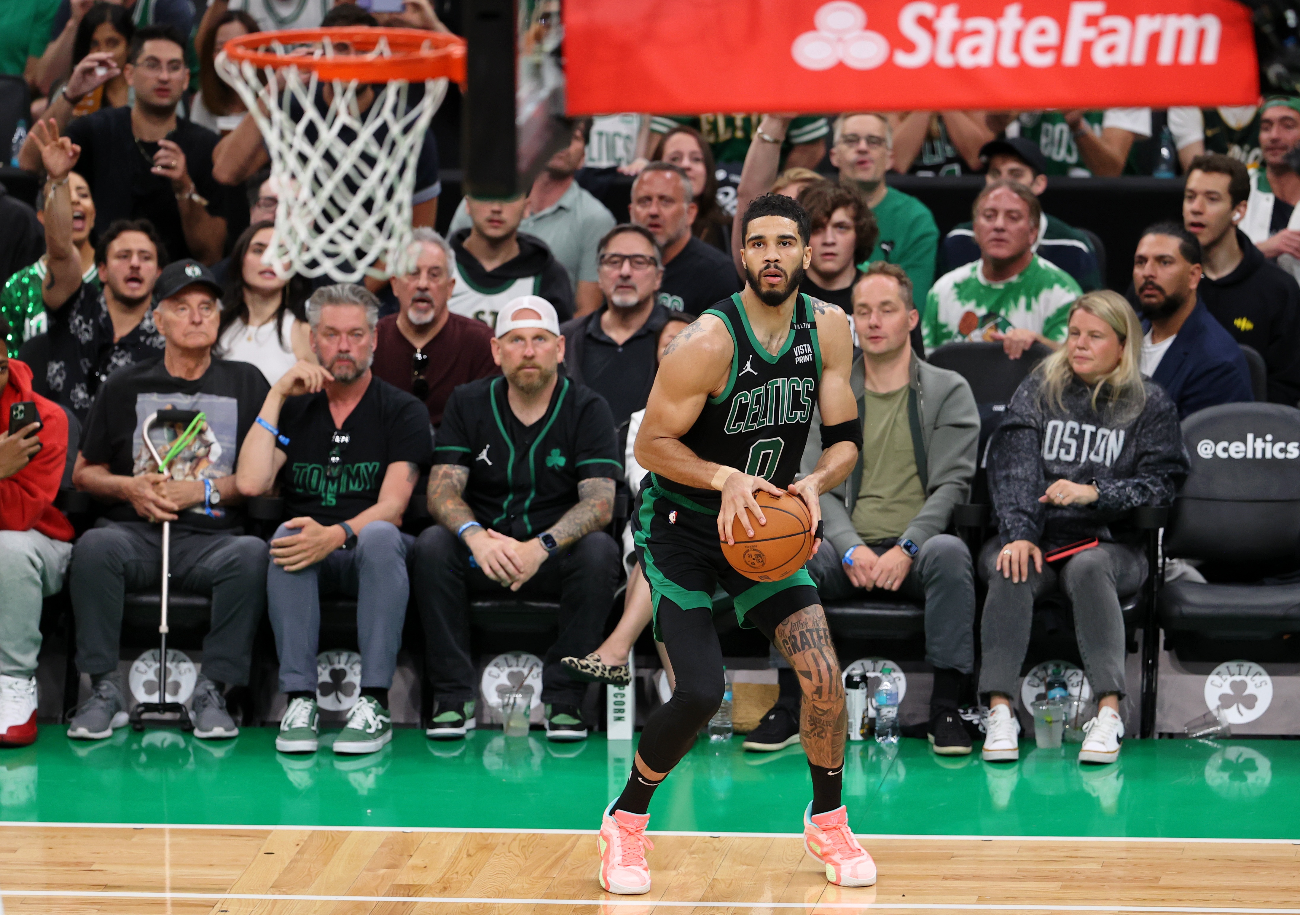 2025年新手游下载关于关键时刻体能课后，曼城再遭质疑备战NBA季后赛，震撼外界，年轻球员得到机会的信息