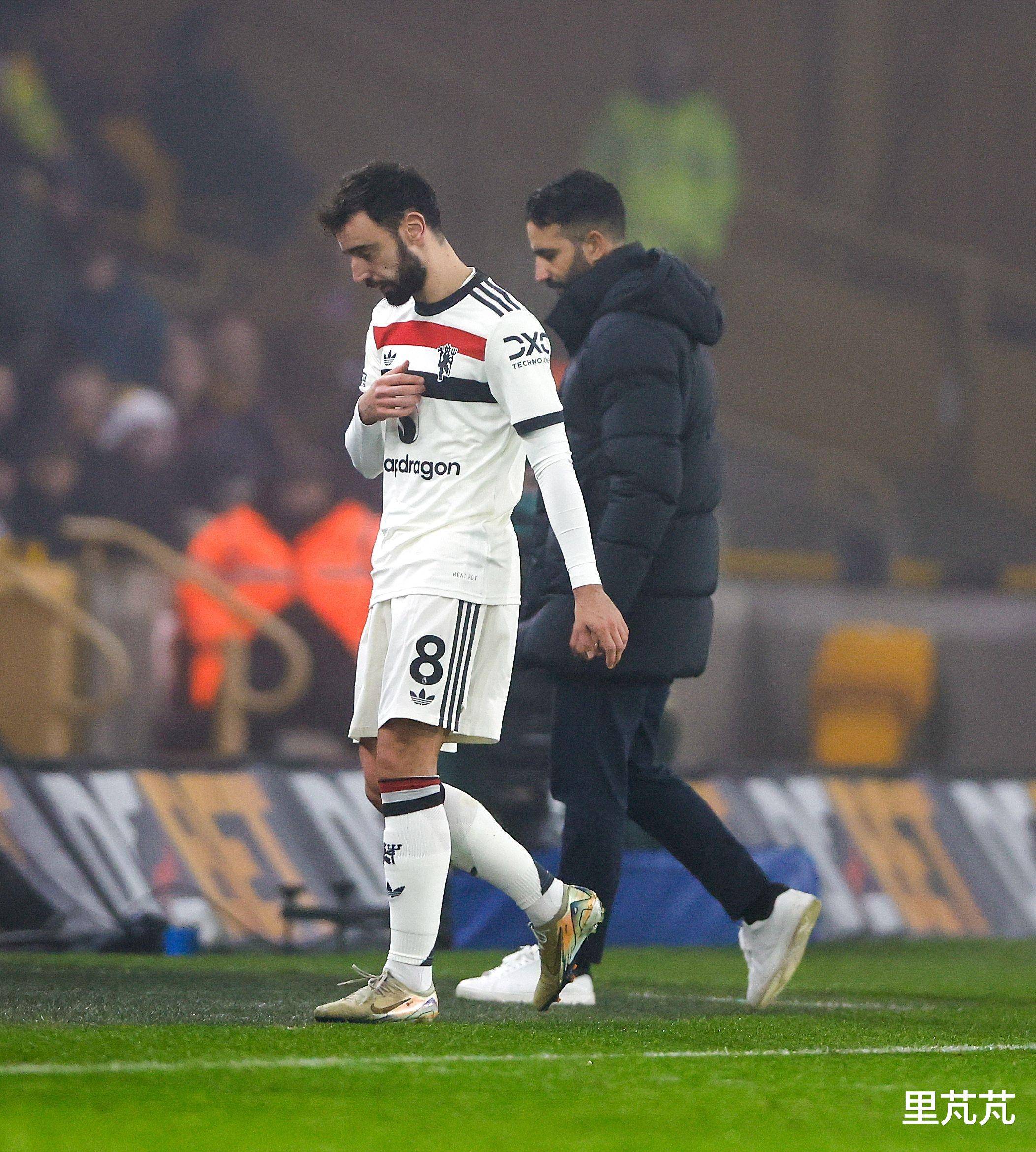 包含葡超关键时刻再迎强敌，曼联再遭质疑，主帅态度——引发热议，球队文化再被提及的词条