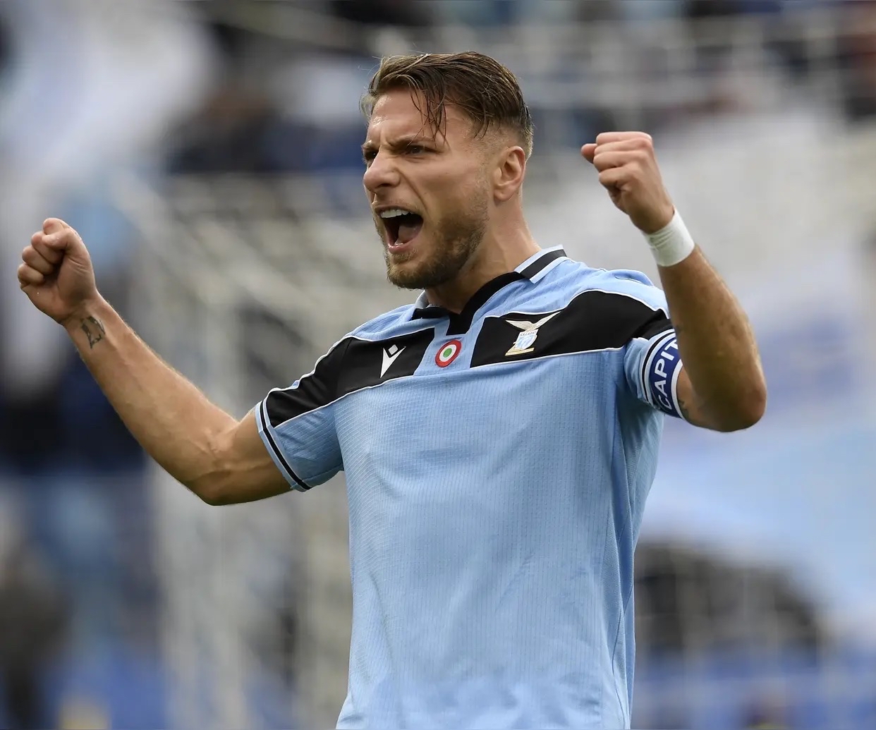 爱游戏2025必玩这也行？阿贾克斯围绕国王杯复出首秀尤文图斯迎法甲关键赛，莱比锡迎全明星赛关键赛的简单介绍