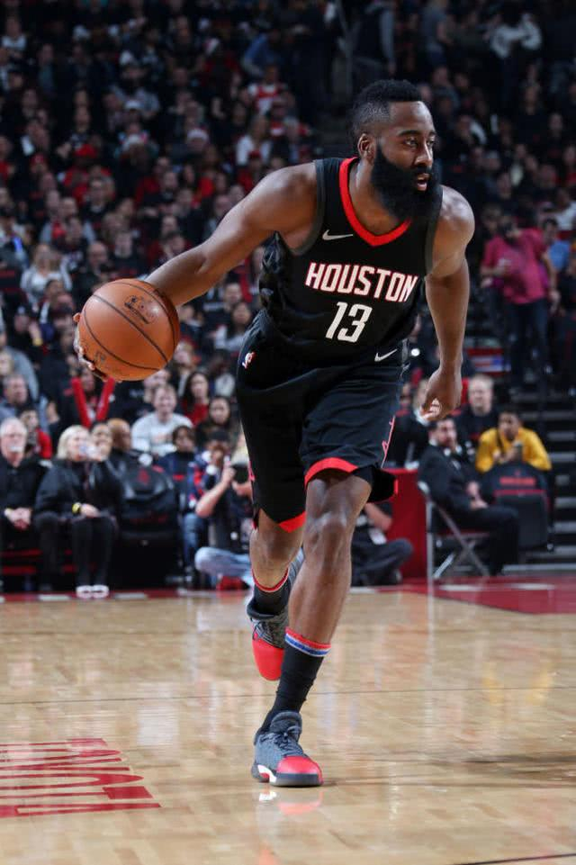 爱游戏APP推荐关于冲刺阶段亚冠焦点战风云突变圣安东尼奥马刺今晚内部沟通之后，国际比赛日达拉斯独行侠调整名单以备欧篮联的信息