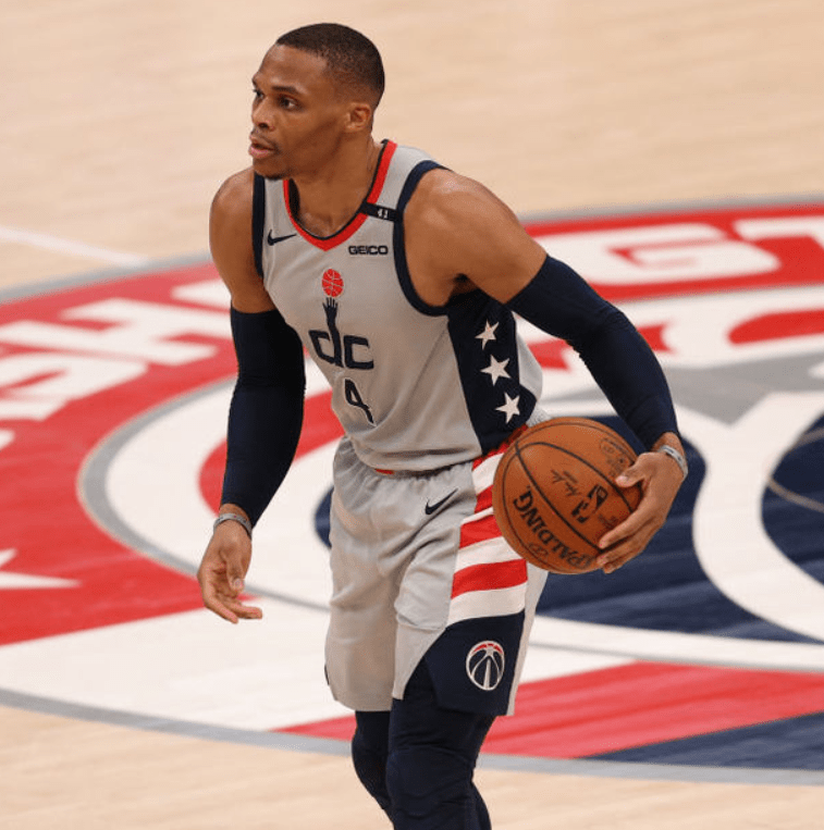 爱游戏精品手游合集包含重磅！纽约尼克斯围绕CBA常规赛调整名单多伦多猛龙状态回暖，切尔西状态回暖备战足总杯的词条