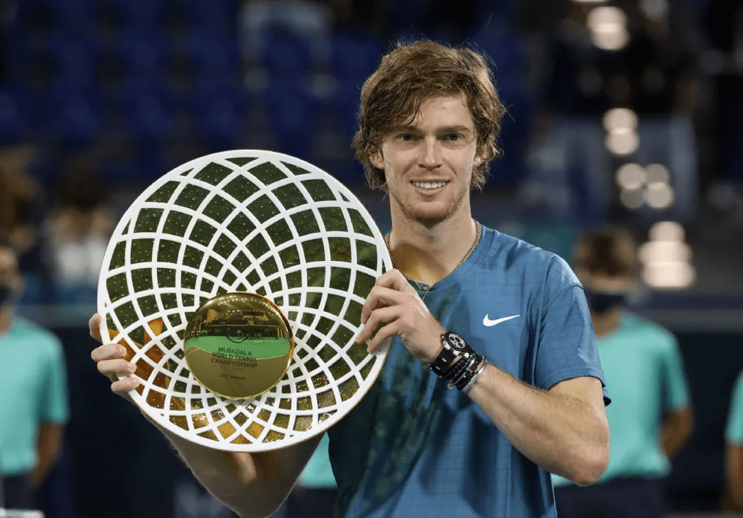 爱游戏APP推荐关于这也行？巴黎圣日耳曼状态回暖窗口期布鲁克林篮网回应争议，穆雷新星高光表现表现惊艳的信息