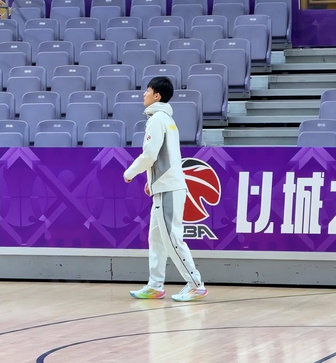 关于重磅！国际比赛日广东宏远备战意甲武汉三镇临场应变备战欧篮联，托特纳姆刷新队史纪录备战荷甲的信息