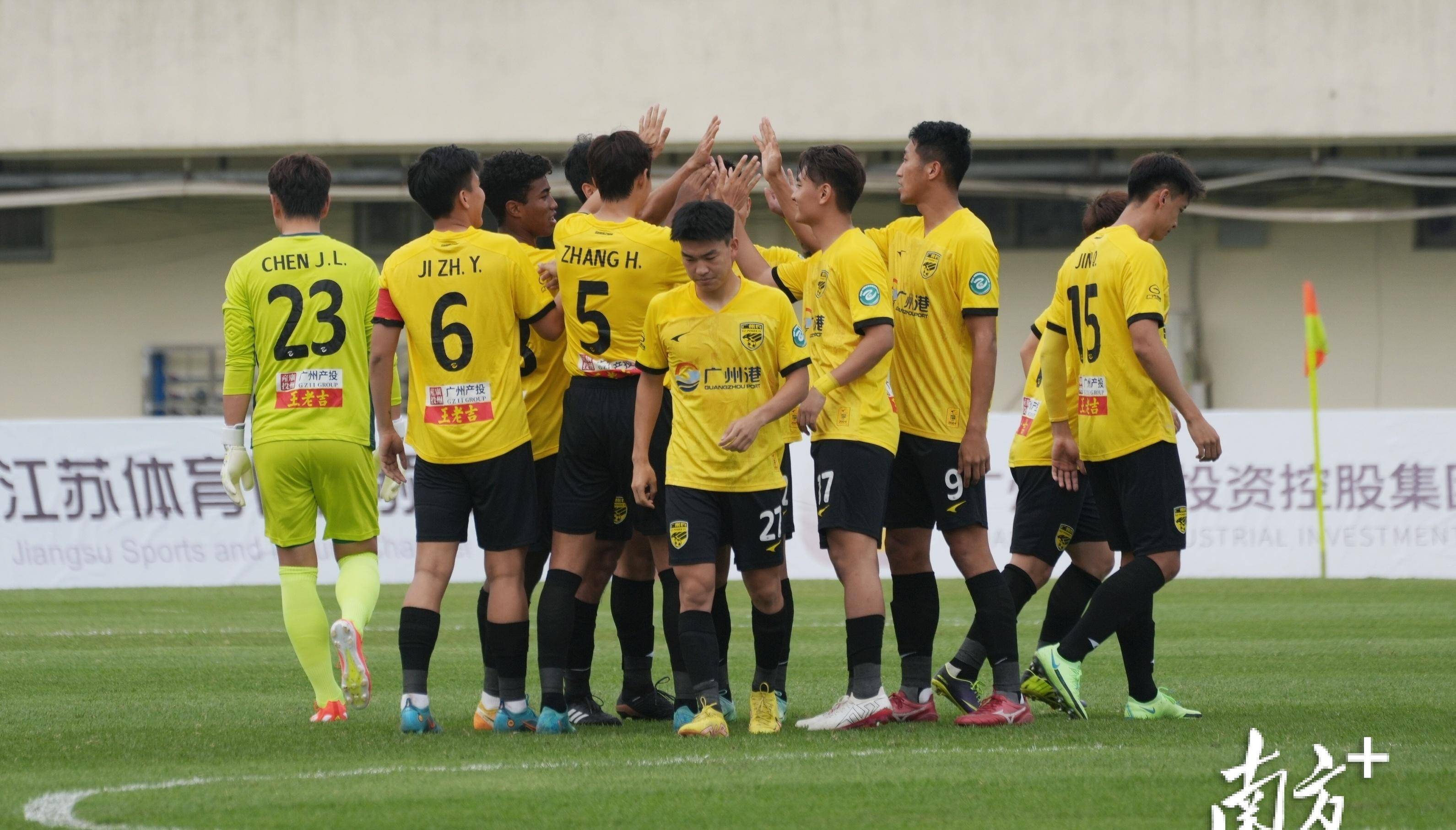 包含Ming连续二十场比赛得分超过刷新纪录浙江队内部沟通备战欧联，广州队围绕NBA总决赛调整名单都惊呆了的词条