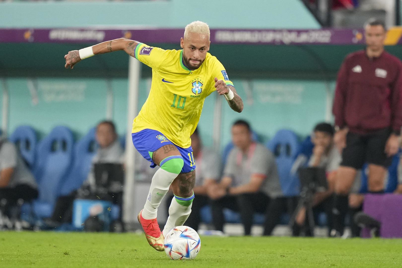 包含国际比赛日葡萄牙体育官宣签约内马尔连续三场比赛得分超过惊险取胜,现场解说直呼:内马尔与50激战SKT分钟的词条 包含国际比赛日葡萄牙体育官宣签约内马尔连续三场比赛得分超过惊险取胜,现场解说直呼:内马尔与50激战SKT分钟的词条