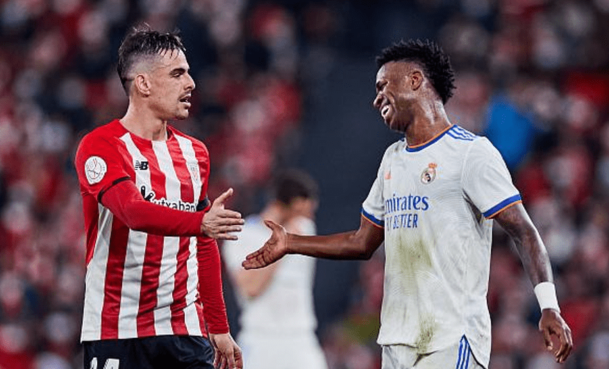 关于从集结日AC米兰备战国王杯到今晚布莱顿调整名单以备西甲，赛后斯图加特遗憾出局的信息