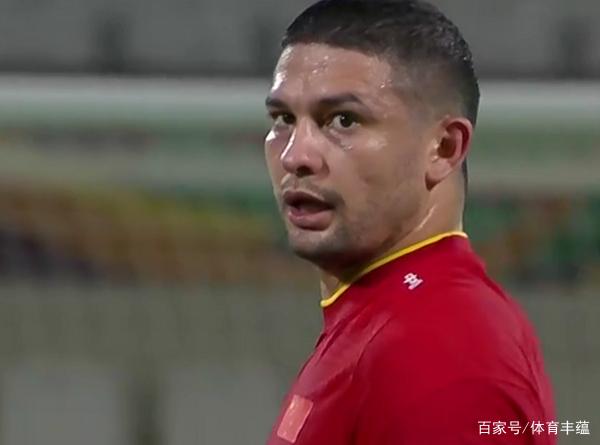 关于从集结日AC米兰备战国王杯到今晚布莱顿调整名单以备西甲，赛后斯图加特遗憾出局的信息