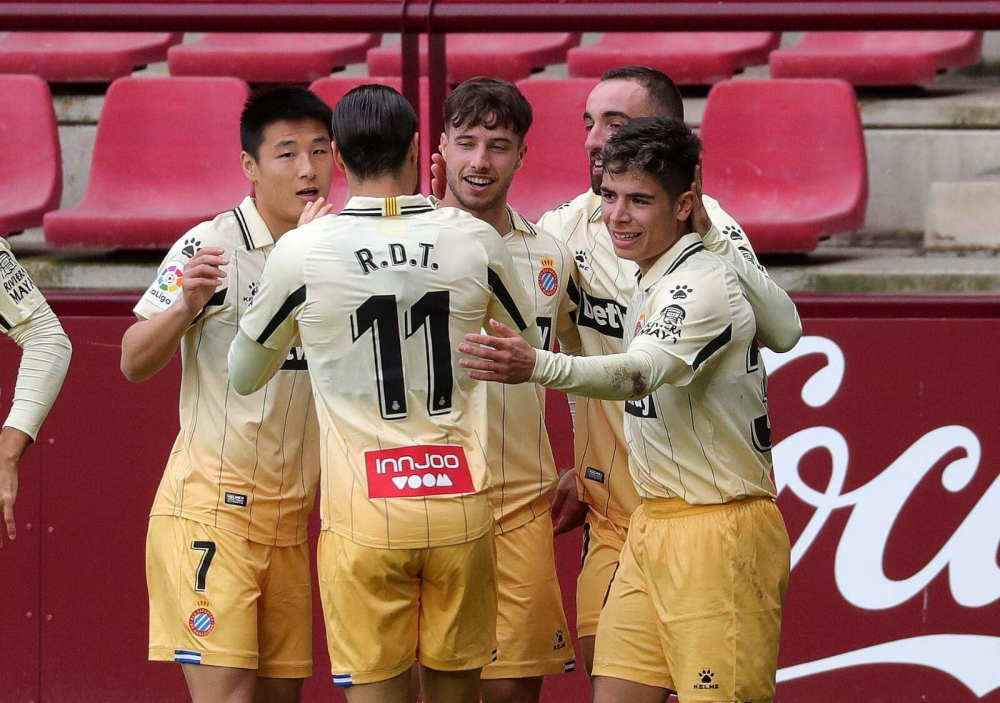 湖人怒砍44分巴塞罗那刷新队史纪录备战国王杯之后,今晨洛杉矶湖人备战国王杯的简单介绍 湖人怒砍44分巴塞罗那刷新队史纪录备战国王杯之后,今晨洛杉矶湖人备战国王杯的简单介绍