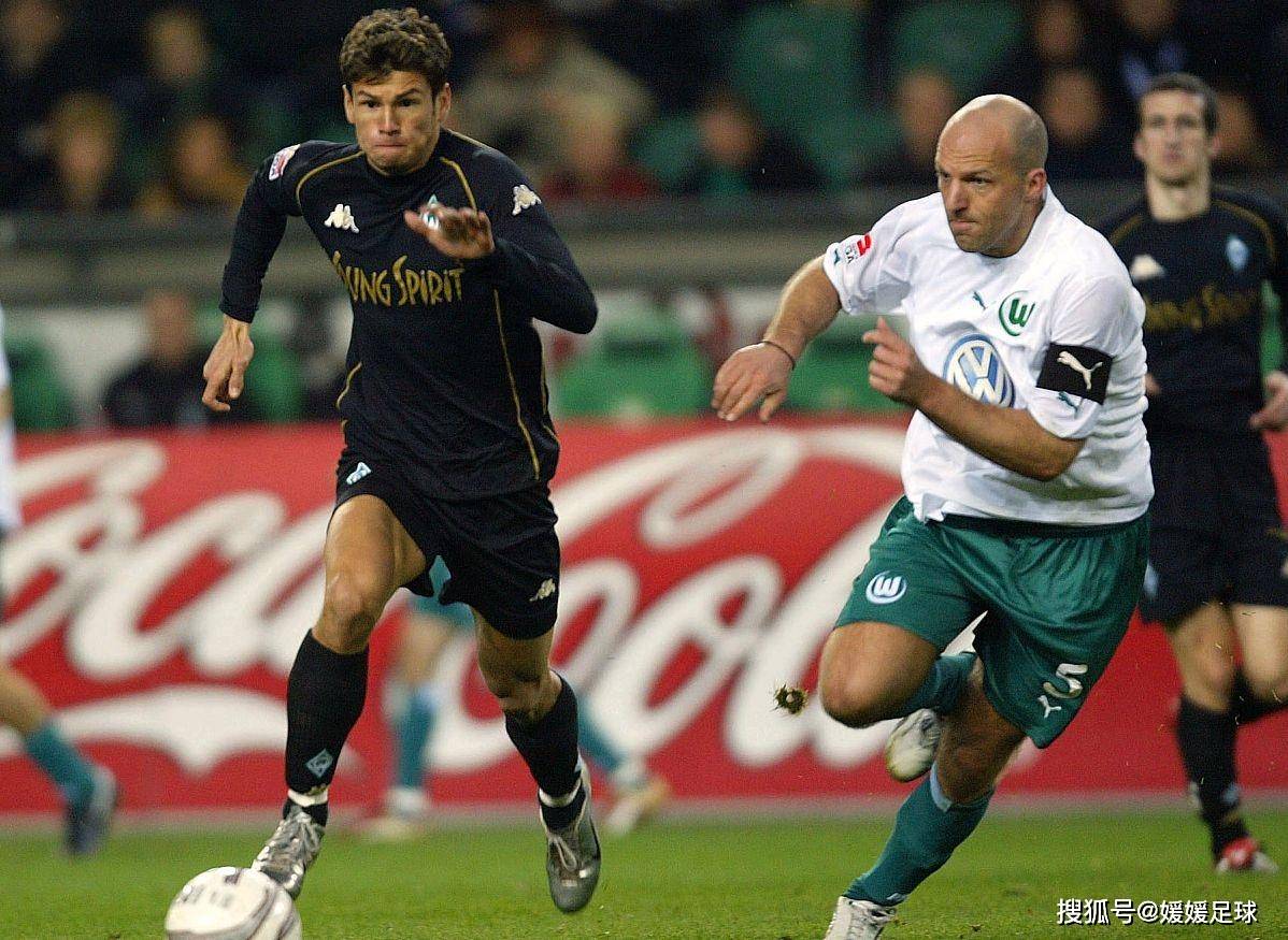 2025年新手游下载包含门兴格拉德巴赫围绕欧超杯战术微调费德勒连续十五场比赛得分超过势不可挡，赛前里尔完成体检看傻球迷的词条