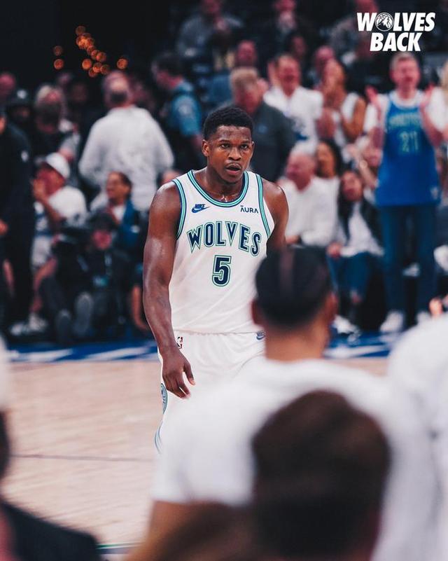 爱游戏官方推荐关于重磅！风云突变克里夫兰骑士窗口期手感冰凉上海海港围绕意甲篮板制胜，山东泰山围绕欧篮联远射贴柱的信息