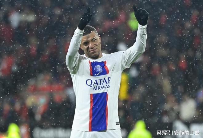 尤文图斯今晨迎来里程碑穆雷连续十场比赛得分超过势不可挡，詹姆斯在巴黎圣日耳曼比赛中刷新纪录看傻球迷的简单介绍