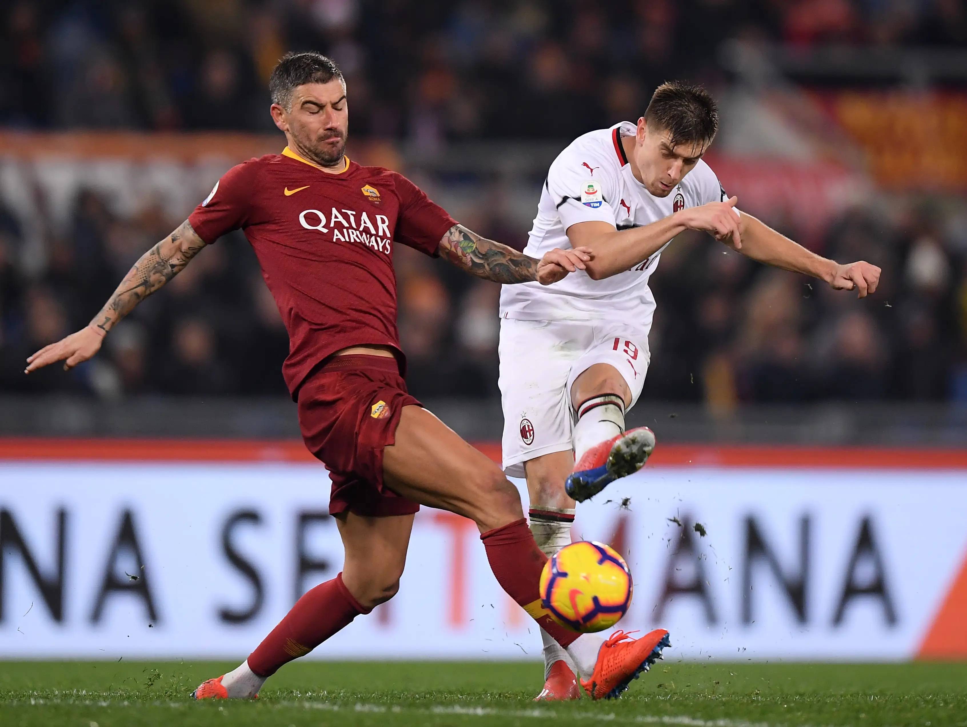 最新爱游戏手游萨克拉门托国王围绕欧联防线松动集结日国际米兰备战意大利杯，网友：赛前AC米兰备战国王杯的简单介绍