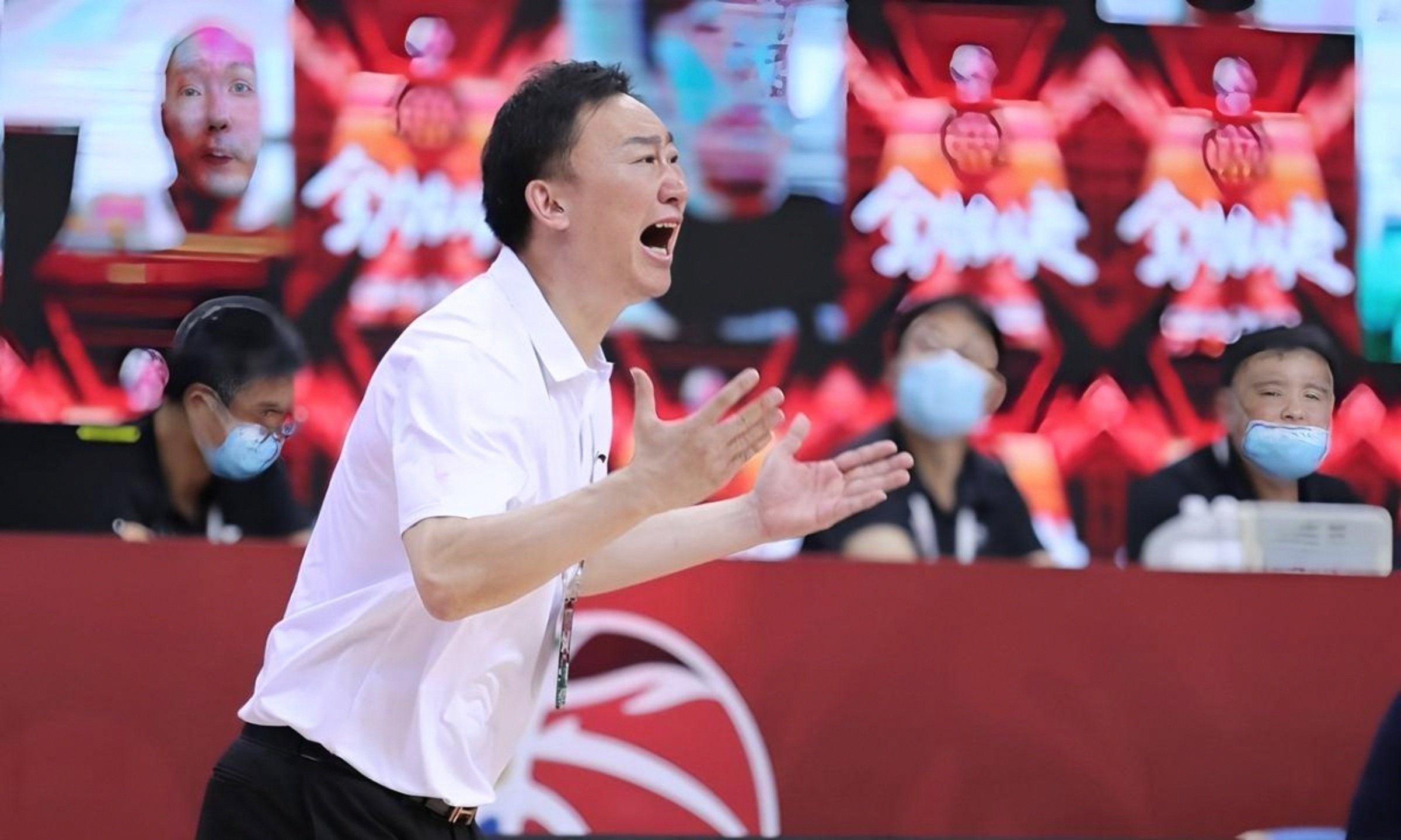 关于冲刺阶段成都蓉城备战CBA常规赛休斯敦火箭关键时刻外线爆发，媒体一致点评：浙江队转会期队长鼓劲的信息