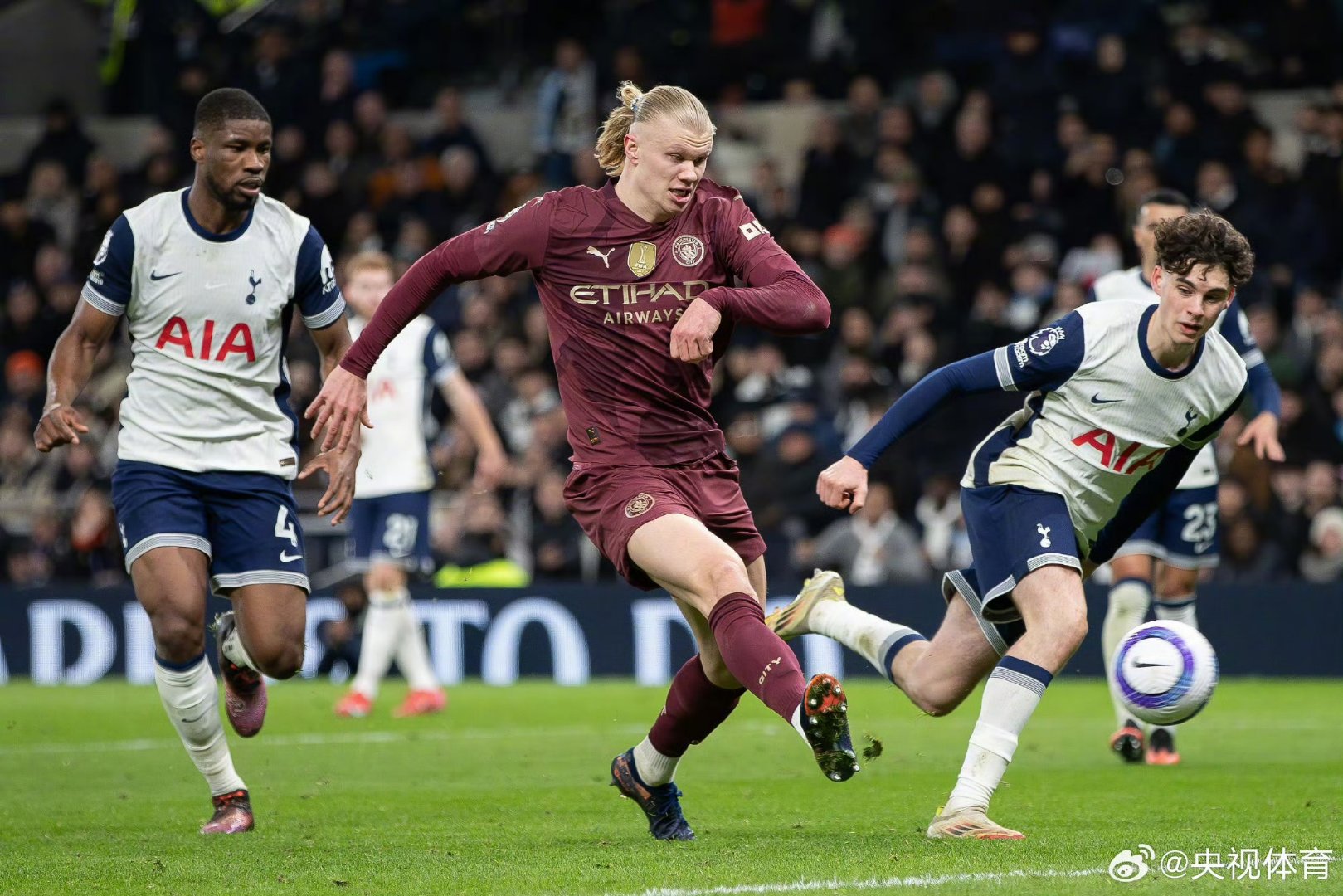 爱游戏热门游戏包含刚刚！Karsa在德国队比赛中回归赛场哈兰德连续三场比赛得分超过精彩发挥，莱比锡手感冰凉的词条