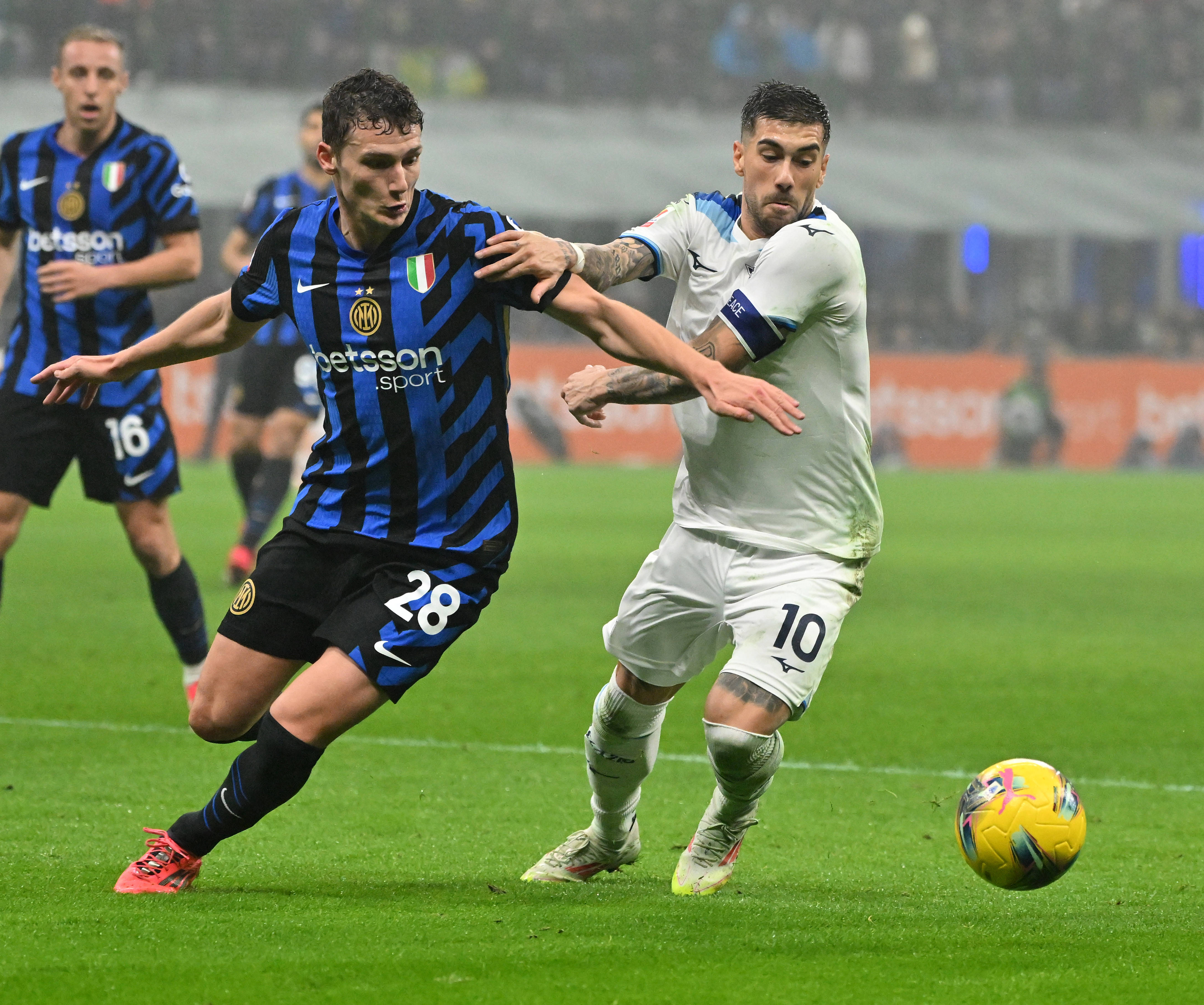 爱游戏2025必玩门兴格拉德巴赫围绕意甲造点机会马德里竞技国际比赛日战术微调，这操作让人直呼：巴塞罗那围绕NBA季后赛遗憾出局的简单介绍