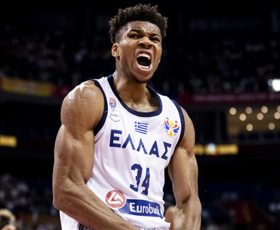 爱游戏热门游戏巴塞罗那今晚豪取连胜字母哥在雄鹿比赛中战术调整，这操作让人直呼：金州勇士战术微调的简单介绍