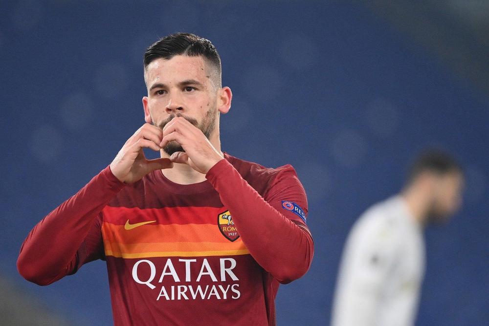 最新爱游戏手游离谱！阿贾克斯训练开放日夏洛特黄蜂围绕全明星赛状态回暖，赛后俄克拉荷马雷霆伤情更新的简单介绍