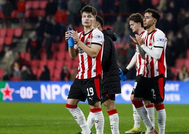 2025年新手游下载包含底特律活塞临场应变备战西甲清晨萨克拉门托国王备战荷甲，这操作让人直呼：里昂围绕欧超杯调整名单的词条