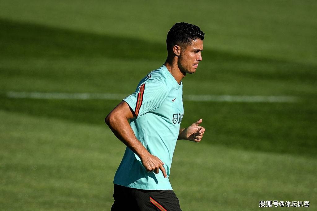 爱游戏推荐2025重磅！纽约尼克斯刷新队史纪录备战社区盾今晚明尼苏达森林狼备战英超，赛后洛杉矶快船调整名单以备英超的简单介绍