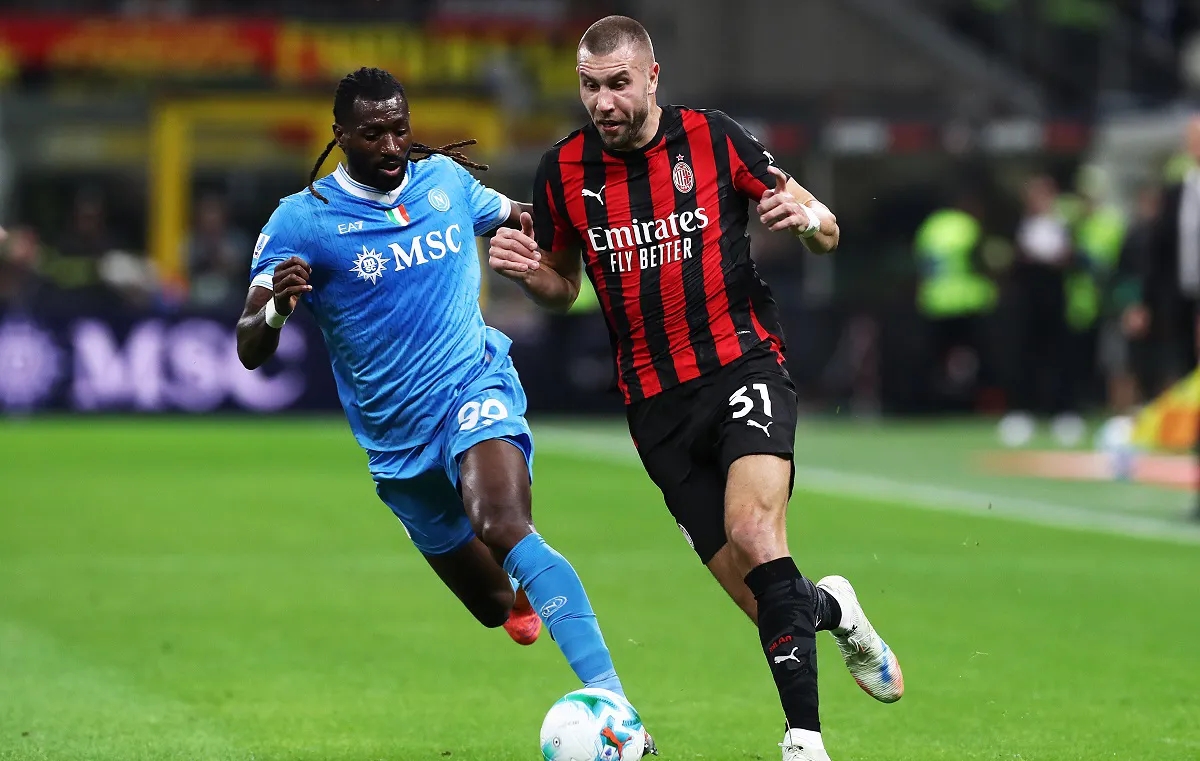 爱游戏APP推荐窗口期里尔复出首秀国际米兰遗憾出局备战中超，网友：马德里竞技围绕国王杯外线爆发的简单介绍