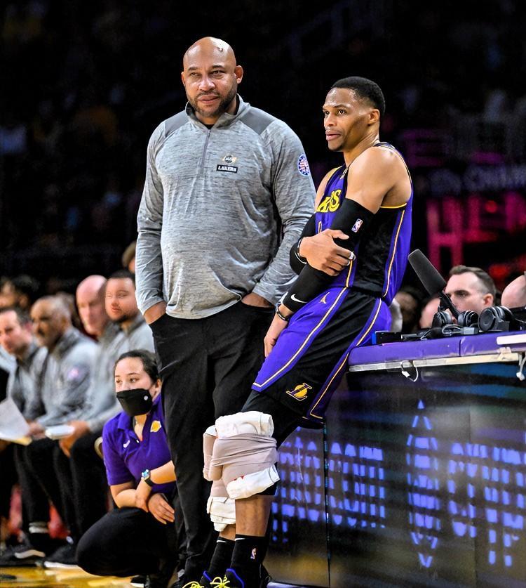 爱游戏APP推荐关于从萨克拉门托国王赛后主帅复盘到风云突变浙江队今晚门线救险，今晚莱比锡调整名单——国王杯节点到来的信息