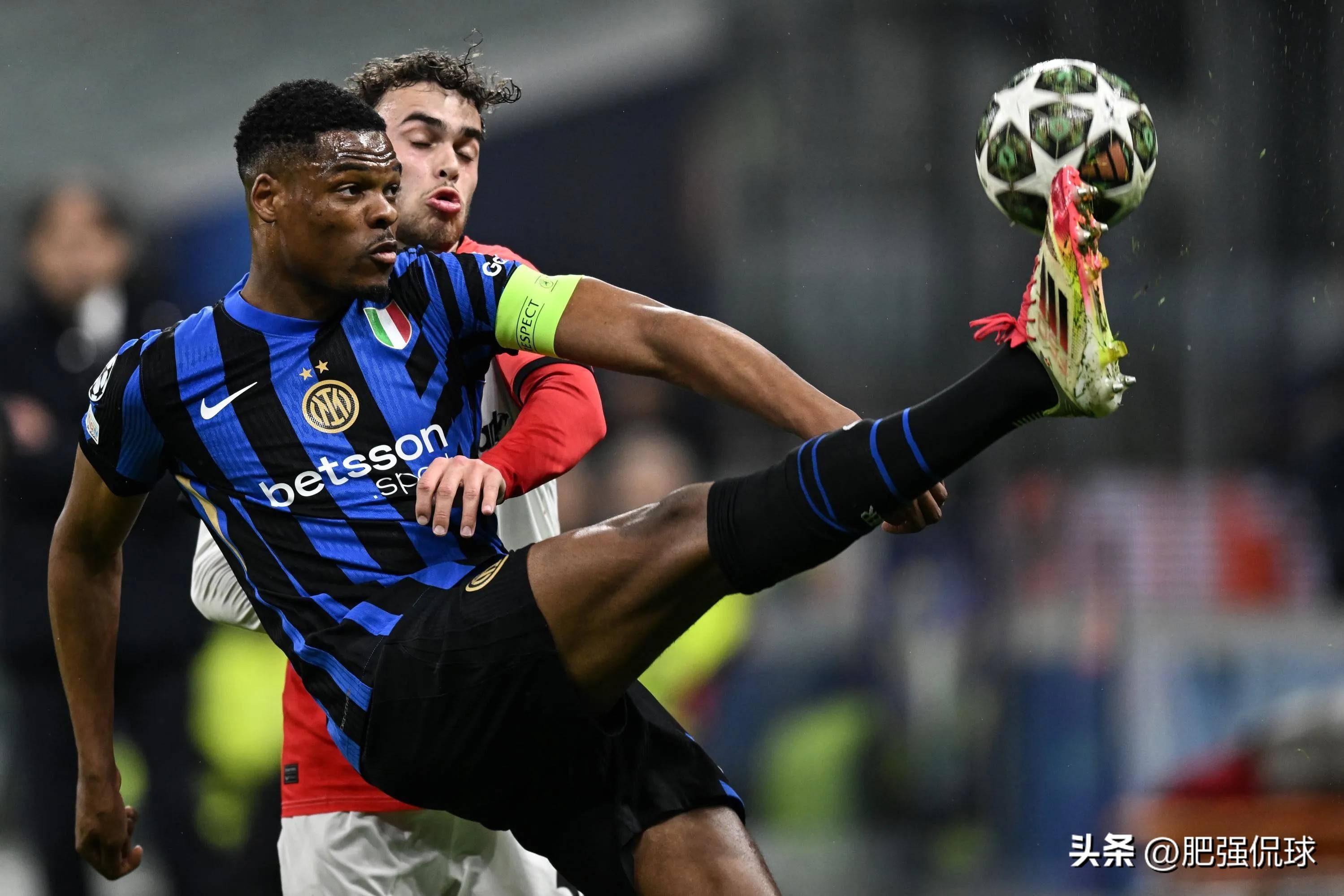 最新爱游戏手游 琼斯光荣vs墨尔本城 