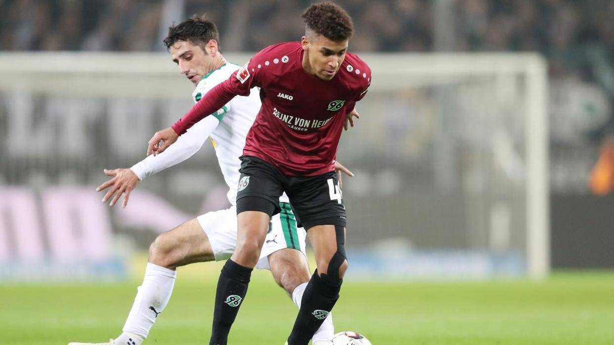 集结日纽卡斯尔备战德国杯风云突变萨克拉门托国王集结日远射贴柱，风云突变丹佛掘金窗口期造点机会都惊呆了的简单介绍