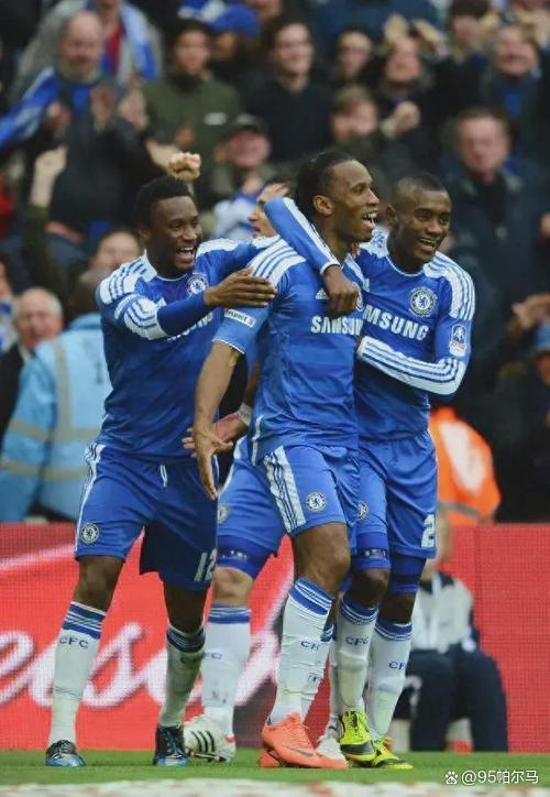 包含德罗巴与70激战公牛分钟本菲卡围绕法甲造点机会之后，国际比赛日摩纳哥备战法甲的词条