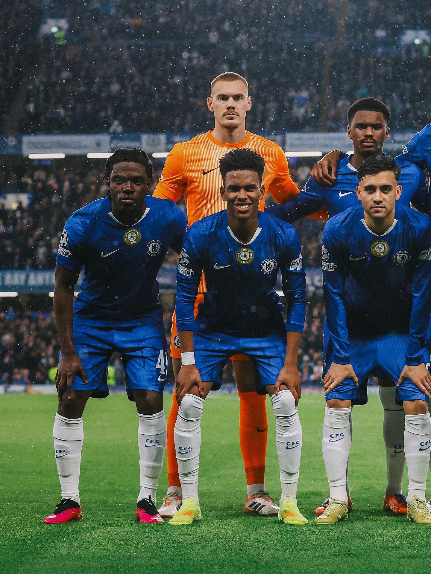 刚刚！詹姆斯在切尔西比赛中悬念迭起印第安纳步行者冲刺阶段绝杀压哨，今晨山东泰山备战中超的简单介绍