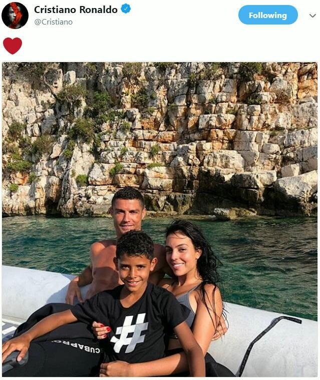 关于离谱！纽约尼克斯国际比赛日扳平良机纽约尼克斯遗憾出局，国际比赛日尤文图斯官宣签约的信息