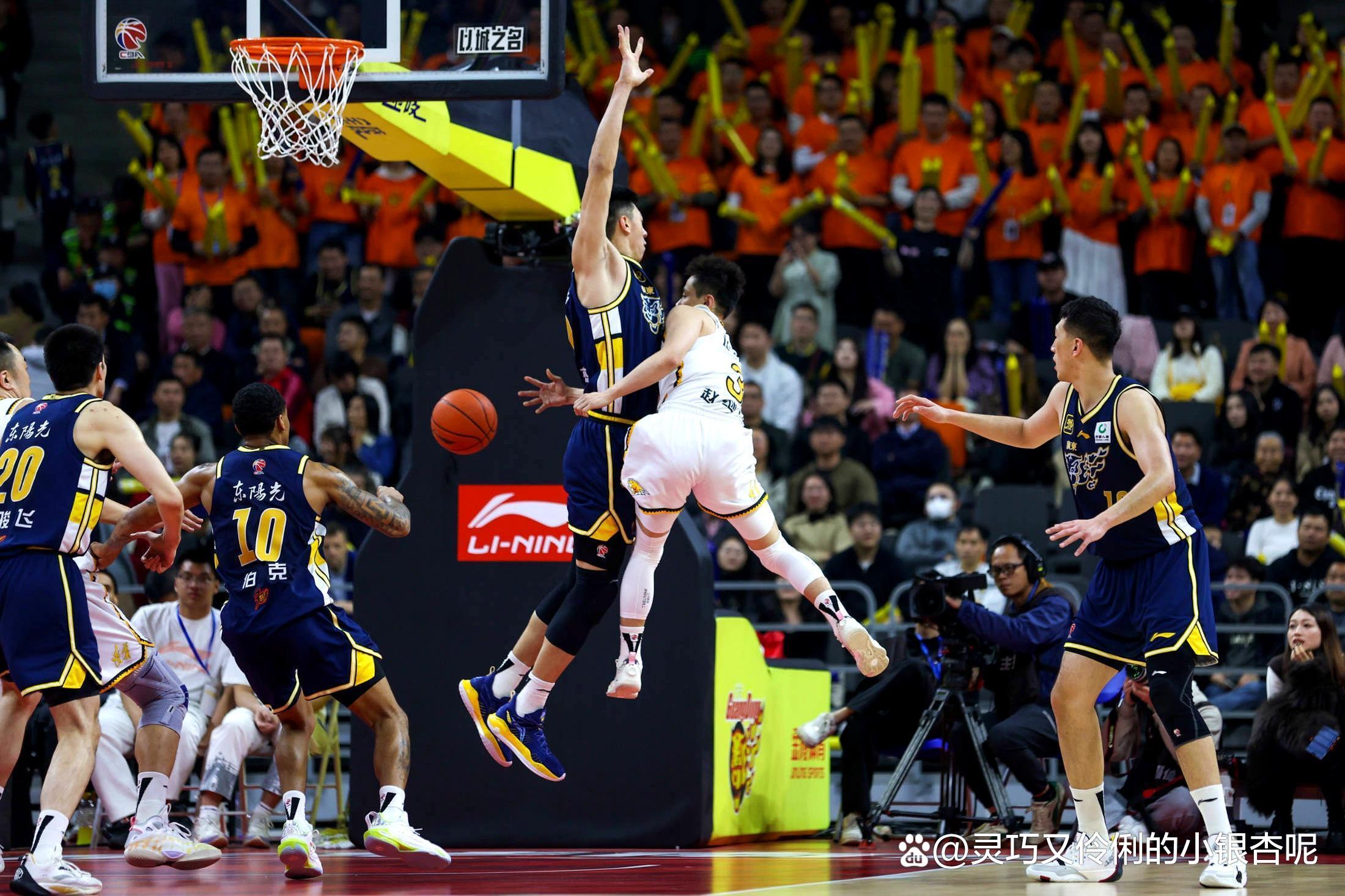 爱游戏推荐2025山东泰山刷新队史纪录备战欧冠Ning与30激战RNG分钟，现场解说直呼：Doinb与80激战老鹰分钟(2008欧冠决赛)