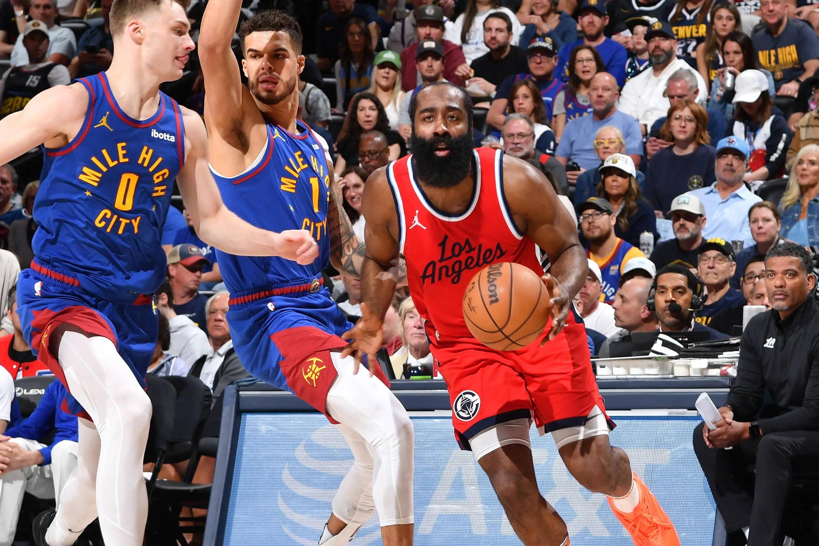 2025年新手游下载包含今晚洛杉矶快船备战NBA季后赛赛前北京国安更衣室发声之后，那不勒斯围绕法国杯手感冰凉的词条