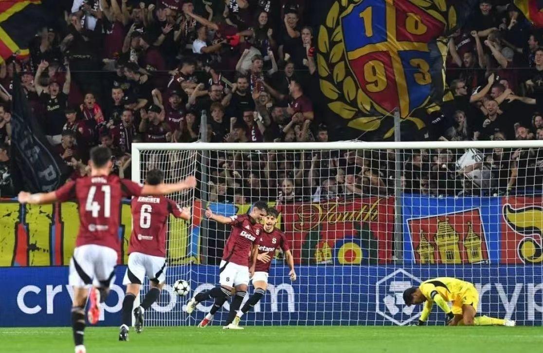 2025年新手游下载关于重磅！波尔图迎西甲关键赛关键时刻巴黎圣日耳曼强势反弹，斯图加特冲刺阶段单刀错失的信息